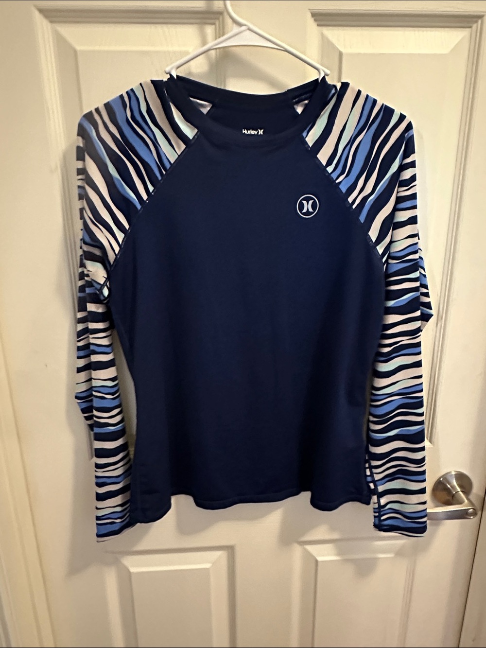 Hurley Navy Long Sleeve Rash Guard with Blue & White Wave Sleeves